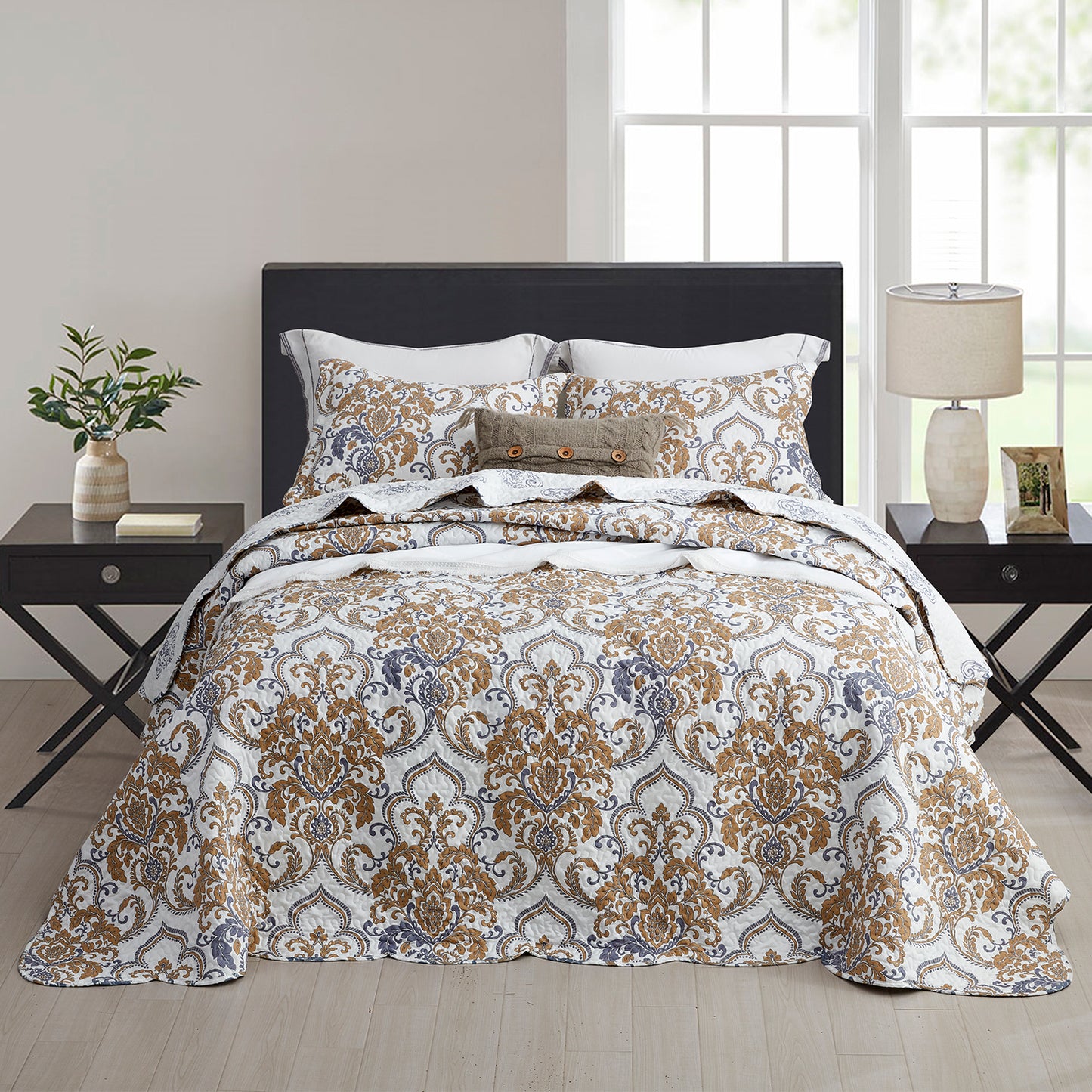 CHIXIN Classical Damask Bedspread Set