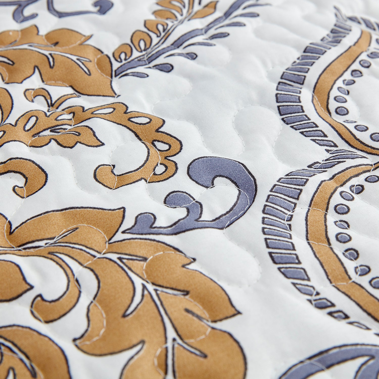 CHIXIN Classical Damask Bedspread Set